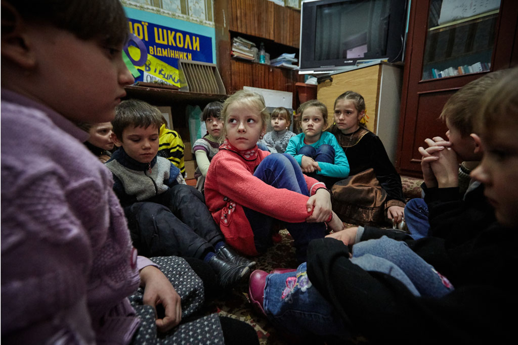 Діти на сході  України потребують термінової допомоги, щоб подолати психологічний стрес
