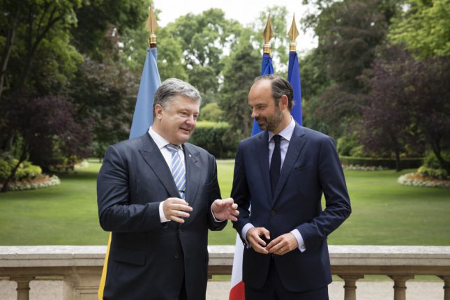 Прем’єр-міністр Франції висловив бажання розвивати відносини з Україною