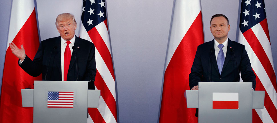 Трамп закликає Росію припинити дестабілізувати Україну