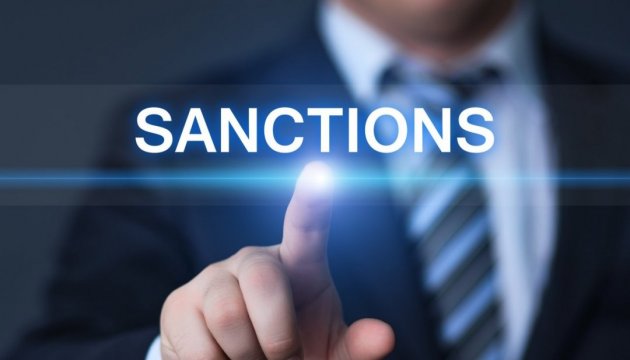 Посли ЄС продовжили санкції проти Януковича та його партнерів