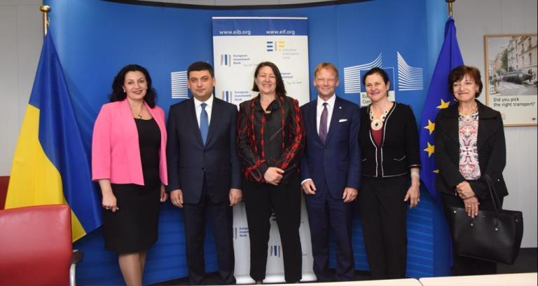 ЄІБ підтримує оновлення енергетичної та автомобільної інфраструктури в Україні