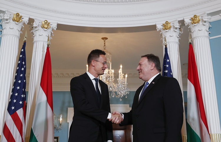 США просять Угорщину допомогти Україні та підтримати її вступ до НАТО