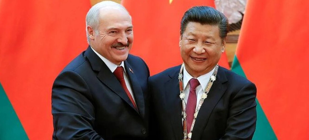 Навіщо Лукашенко їздив у Китай?
