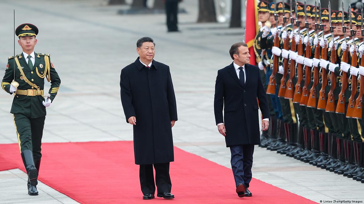 Результати поїздки президента Франції та очільниці Єврокомісії до Китаю